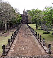 Phanom Rung Walkway by Asienreisender